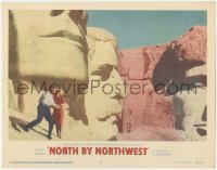 8z0655 NORTH BY NORTHWEST LC #5 1959 classic image of Cary Grant & Eva Marie Saint on Mt. Rushmore!