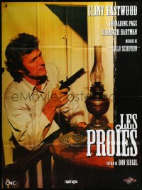 9b1336 BEGUILED French 1p R1990s great different close up of Clint Eastwood with gun, Don Siegel
