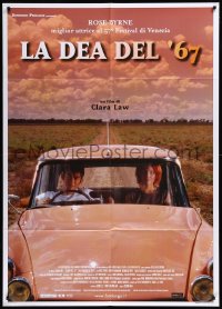 9b0906 GODDESS OF 1967 Italian 1p 2001 Rose Byrne & Nicholas Hope in car on country road, rare!