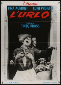 9b0945 HOWL Italian 1p R1974 wild image of terrified Tina Aumont attacked, L'Urlo!