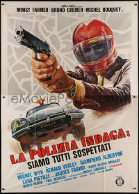 9b0633 SUSPECTS Italian 2p 1975 art of man wearing helmet & pointing gun + police car!