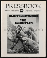 9b0206 GAUNTLET pressbook 1977 great art of Clint Eastwood & Sondra Locke by Frank Frazetta!