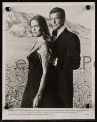 9c0989 SPY WHO LOVED ME 2 8x10 stills 1977 Roger Moore as James Bond with sexiest Barbara Bach!