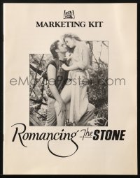 9g0181 ROMANCING THE STONE marketing guide 1984 Robert Zemeckis, Michael Douglas & Kathleen Turner!