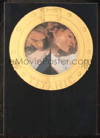 9g0185 TITANIC English Royal Command world premiere program 1997 DiCaprio, Winslet, James Cameron