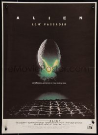 9h0637 ALIEN French 16x22 1979 Ridley Scott outer space sci-fi monster classic, cool egg image