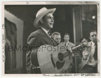 9j1333 HANK WILLIAMS SR. 6.25x8 TV still 1951 c/u with guitar performing on The Perry Como Show!