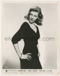 9j1362 KEY LARGO 8x10.25 still 1948 full-length image of sexy Lauren Bacall looking over shoulder!