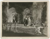 9j1385 LONDON AFTER MIDNIGHT 8x10.25 still 1927 vampire Lon Chaney & Edna Tichenor in courtyard!