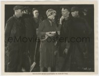 9j1400 MEN OF STEEL candid 7.75x10.25 still 1926 May Allison applies makeup to mill workers on set!