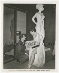 9j1423 ONE TOUCH OF VENUS 8x10 still 1948 Robert Walker & sexy Ava Gardner by Greek goddess statue!
