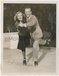 9j1470 SHALL WE DANCE 7x9.25 news photo 1937 Fred Astaire & Ginger Rogers dancing on roller skates!