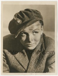 9j1501 SULLIVAN'S TRAVELS 6x8 news photo 1942 Veronica Lake has the dirtiest of dirty faces!