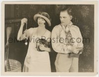 9j1523 UNHOLY THREE 8x10.25 still 1925 Tod Browning, c/u of Lon Chaney Sr. watching pretty Mae Busch!