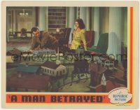 9j0827 MAN BETRAYED LC 1941 Frances Dee watches John Wayne with coolest model train layout!