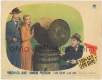 9j0965 THIS GUN FOR HIRE LC 1942 Robert Preston hides from Alan Ladd with gun & sexy Veronica Lake!