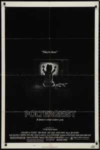 9j0414 POLTERGEIST style B 1sh 1982 Tobe Hooper & Steven Spielberg, the first real ghost story!