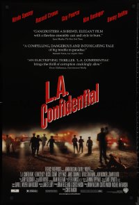 9k0855 L.A. CONFIDENTIAL 1sh 1997 Basinger, Spacey, Crowe, Pearce, police arrive in film's climax!