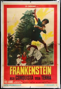 9m0114 FRANKENSTEIN CONQUERS THE WORLD linen Italian 2p 1971 different image of monsters fighting!