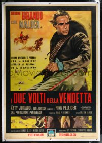 9m0120 ONE EYED JACKS linen Italian 2p 1961 different Enzo Nistri art of Marlon Brando with gun!