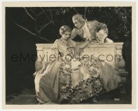 9p0715 MONSIEUR BEAUCAIRE 8x10 still 1924 Rudolph Valentino romancing beautiful Bebe Daniels!