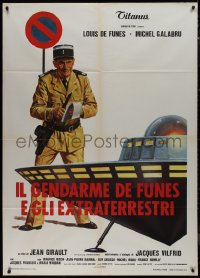 9p1848 GENDARME & THE CREATURES FROM OUTER SPACE Italian 1p 1982 de Funes writes ticket to UFO!