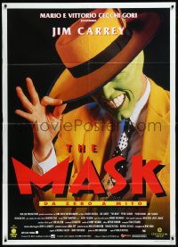 9p1966 MASK Italian 1p 1994 great super close up of wacky Jim Carrey in full make-up!