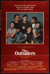 9p0584 OUTSIDERS 1sh 1982 Coppola, S.E. Hinton, Howell, Dillon, Macchio & top cast, no border design!