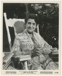 9s0923 BEULAH BONDI signed 8x10 still 1961 close up sitting on rocking chair in Tammy Tell Me True