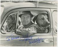 9s0929 BOB HOPE signed 8.25x10 still 1967 c/u with dog in Volkswagen Beetle from 8 On The Lam!