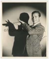 9s0961 DICK POWELL signed 8x10 still 1930s wacky portrait making shadow puppets by Scotty Welbourne!