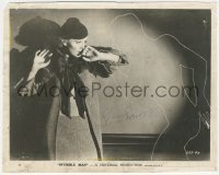 9s1002 GLORIA STUART signed 8x10 still 1933 cool special effects scene from The Invisible Man!
