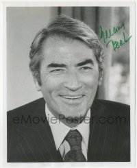 9s1259 GREGORY PECK signed 8x10 REPRO photo 1980s head & shoulders portrait later in his career!