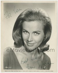 9s1014 HONOR BLACKMAN signed 8x10.25 still 1965 head & shoulders portrait from Moment to Moment!