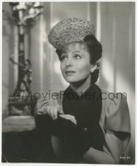9s1079 LUISE RAINER signed 7.25x8.5 still 1937 wearing cool outfit, making The Emperor's Candlesticks