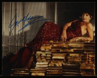 9s0367 SHIRLEY BASSEY signed color 8x10 REPRO photo 2000s includes vintage record to frame it with!