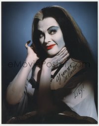 9s1431 YVONNE DE CARLO signed color 8x10 REPRO photo 1990s incredible portrait as Lily Munster!