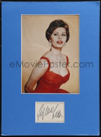 9s0325 SOPHIA LOREN signed 3x5 index card in 12x18 display 1980s ready to frame & hang on your wall!