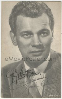 9s0675 JOSEPH COTTEN signed arcade card 1940s great head & shoulders portrait of the leading man!