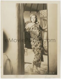 9t1004 WILD ORCHIDS 8x10.25 still 1929 great full-length portrait of Greta Garbo wearing sarong!