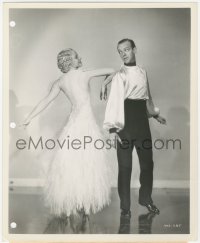 9t0974 SHALL WE DANCE 8x10 still 1937 Fred Astaire dancing with beautiful ballerina Harriet Hoctor!