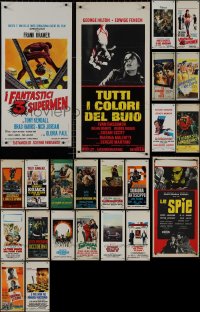 9x0989 LOT OF 25 FORMERLY FOLDED ITALIAN LOCANDINAS 1950s-1970s from a variety of different movies!