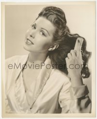 9y1115 ANN MILLER deluxe 8x10 still 1940s close portrait of the beautiful star brushing her hair!
