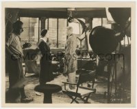 9y1293 POSSESSED candid 8x10 still 1931 crew filming a scene with Joan Crawford & Skeets Gallagher!