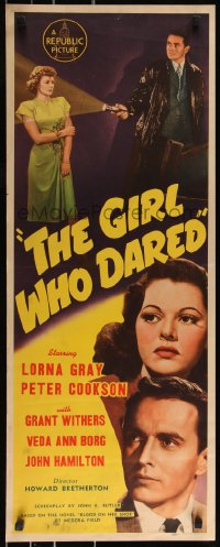9z0805 GIRL WHO DARED insert 1944 Peter Cookson pointing flashlight at Lorna Gray + headshots!