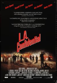 9z1347 L.A. CONFIDENTIAL 1sh 1997 Basinger, Spacey, Crowe, Pearce, police arrive in film's climax!