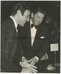 1b0708 RONALD REAGAN/MIKE CONNORS deluxe 11x13 still 1960s laughing together at a formal event!