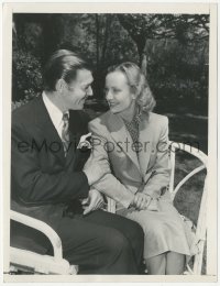 1b2228 CLARK GABLE/CAROLE LOMBARD 7x9 news photo 1939 happily smiling right after their wedding!