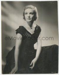 1b2188 39 STEPS deluxe English 7.25x9.5 still 1935 posed portrait of Madeleine Carroll, Hitchcock!