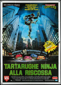 1b0969 TEENAGE MUTANT NINJA TURTLES Italian 2p 1990 c/u in NYC sewer, different image, very rare!